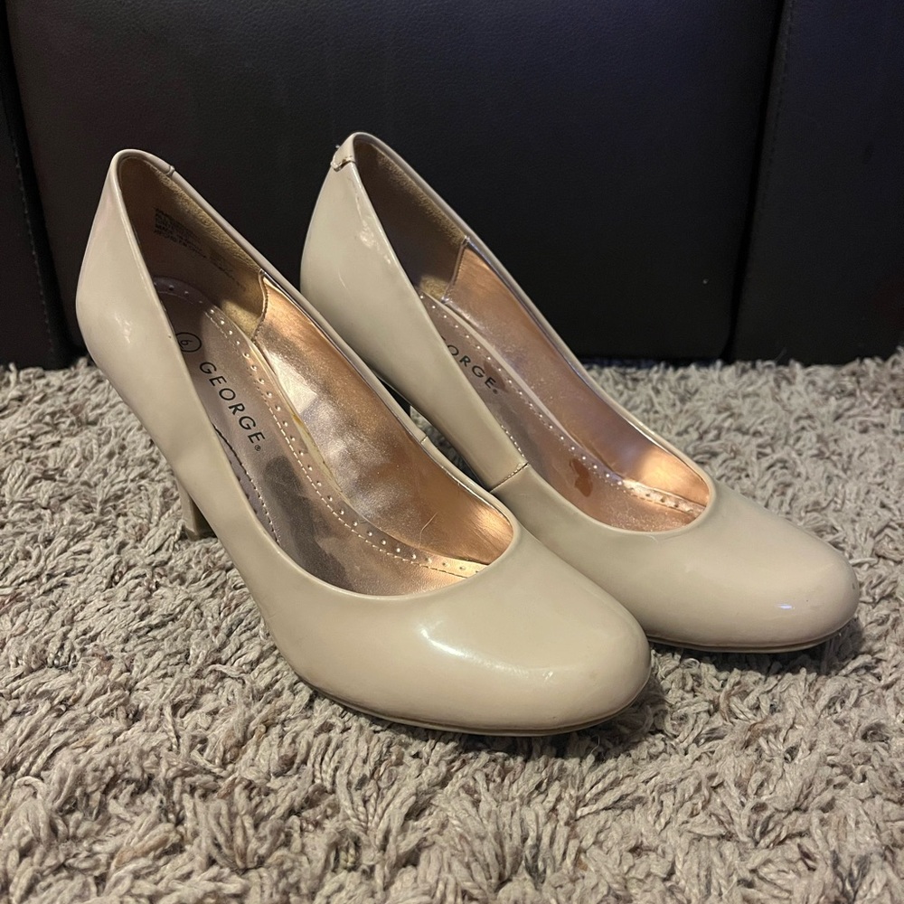 Tan heels